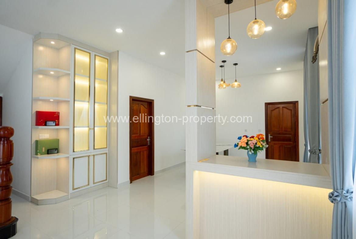 - Ellington Property