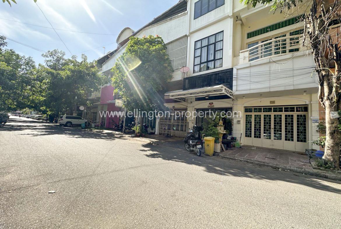 Shophouse For Rent In Chamkar Morn - Ellington Property