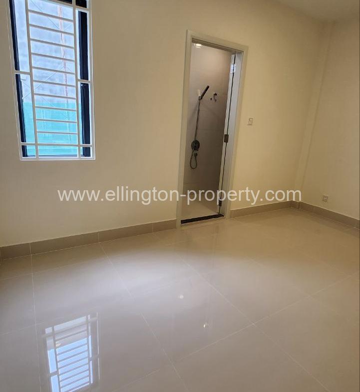 Villa For Rent In Borey Peng Huoth Boerng Snor - Ellington Property