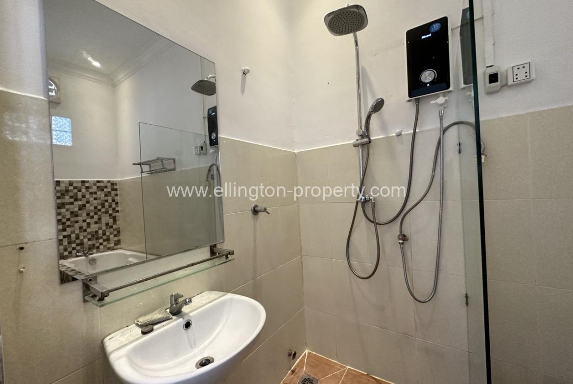 Apartment For Sale In Daun Penh Area - Ellington Property