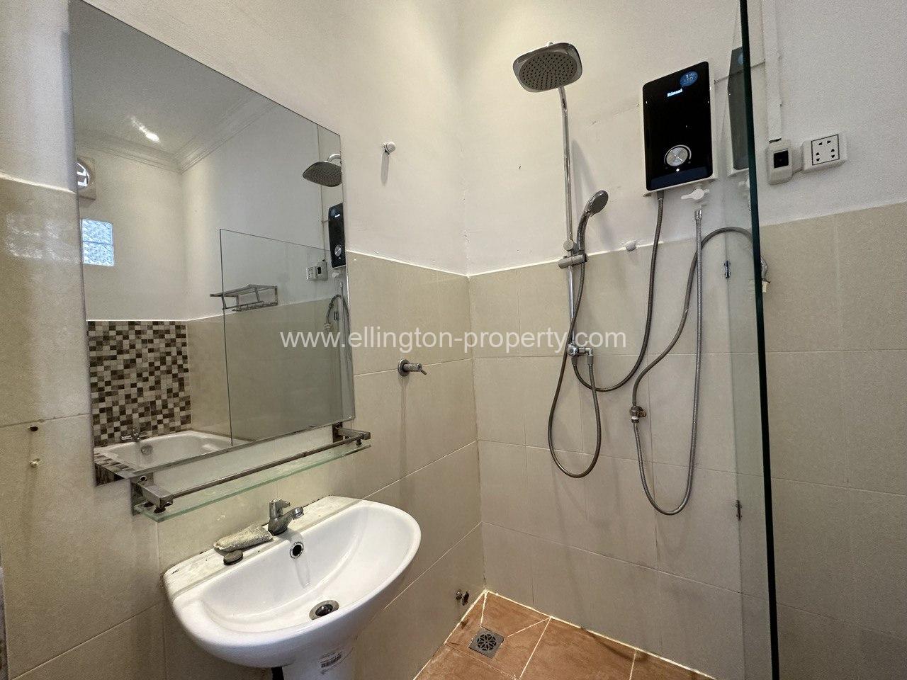 Apartment For Sale In Daun Penh Area - Ellington Property