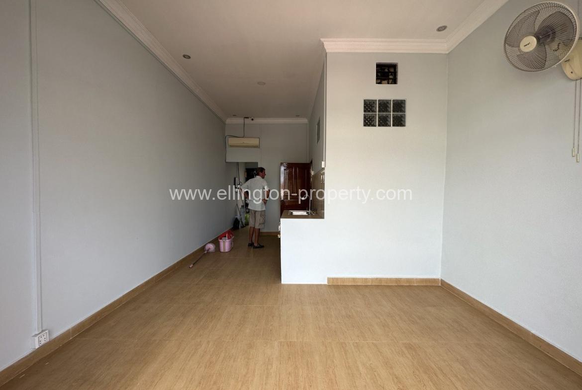 Apartment For Sale In Daun Penh Area - Ellington Property