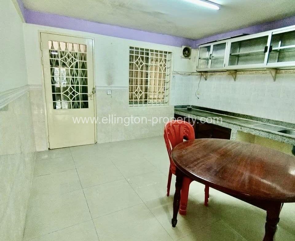 Shophouse For Rent In Chamkar Morn - Ellington Property