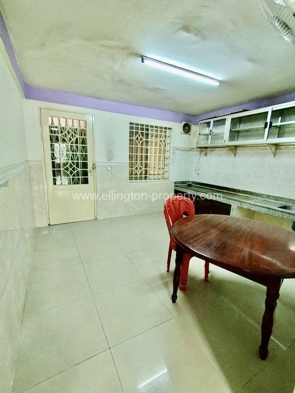 Shophouse For Rent In Chamkar Morn - Ellington Property