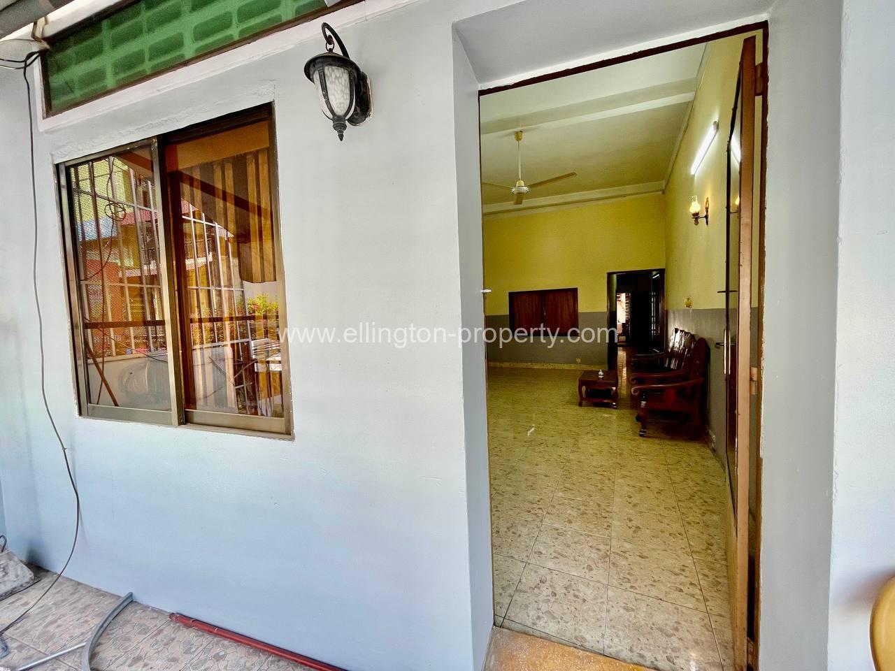 1 Bedroom Apartment For Rent Daun Penh Area - Ellington Property