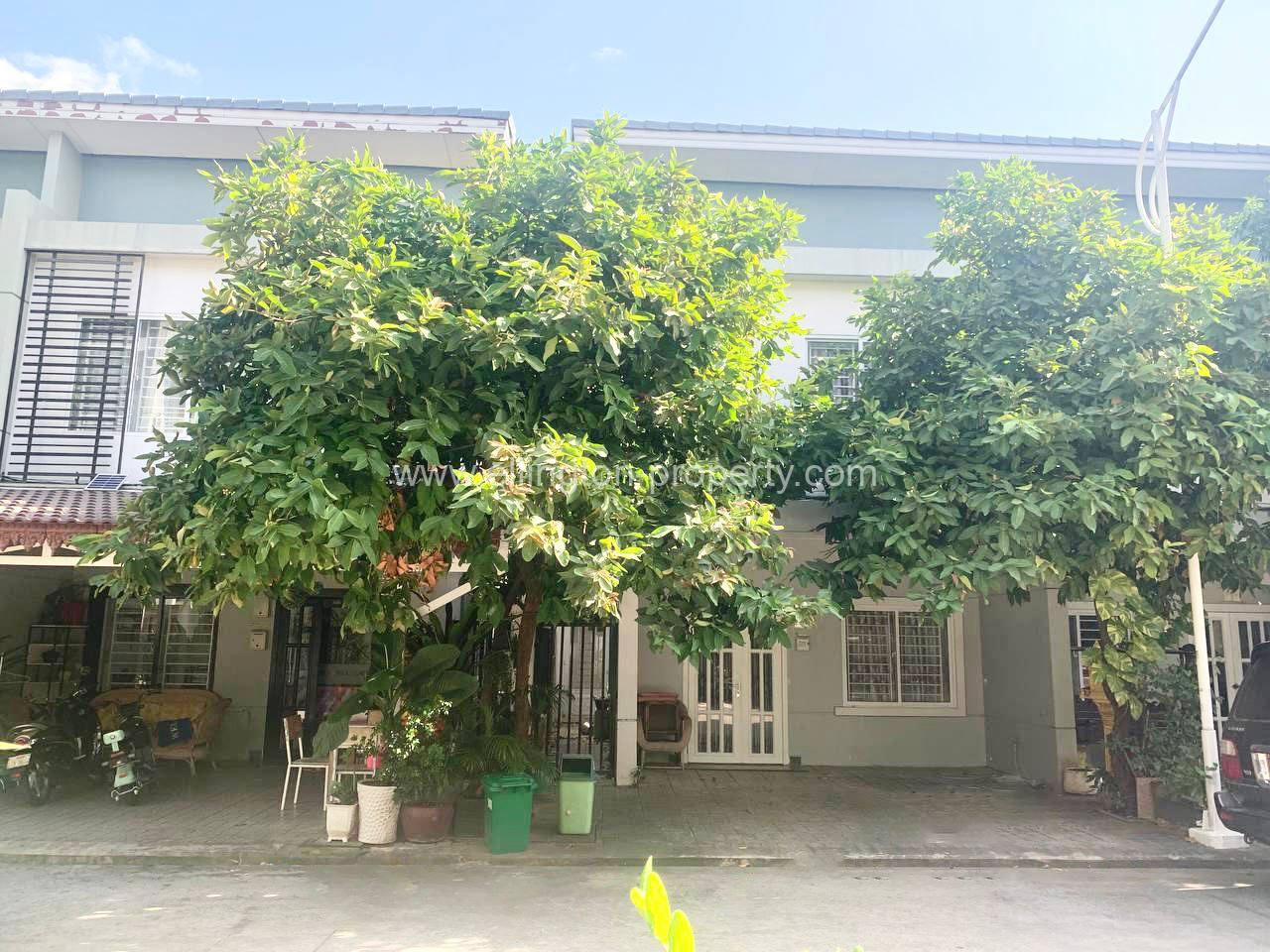 Villa For Sale In Borey Peng Huoth Boeung Snor - Ellington Property