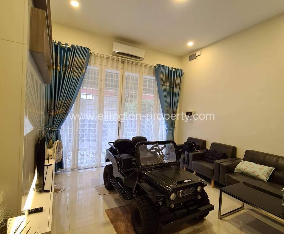 Flat House For Rent In Borey Peng Houth - Ellington Property