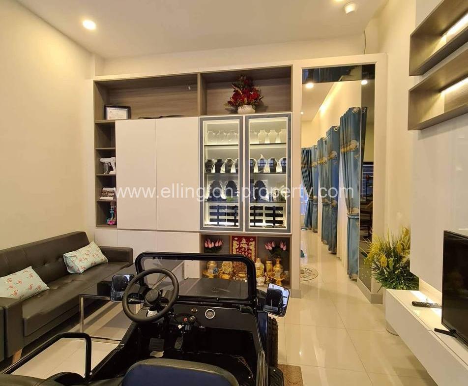 Flat House For Rent In Borey Peng Houth - Ellington Property