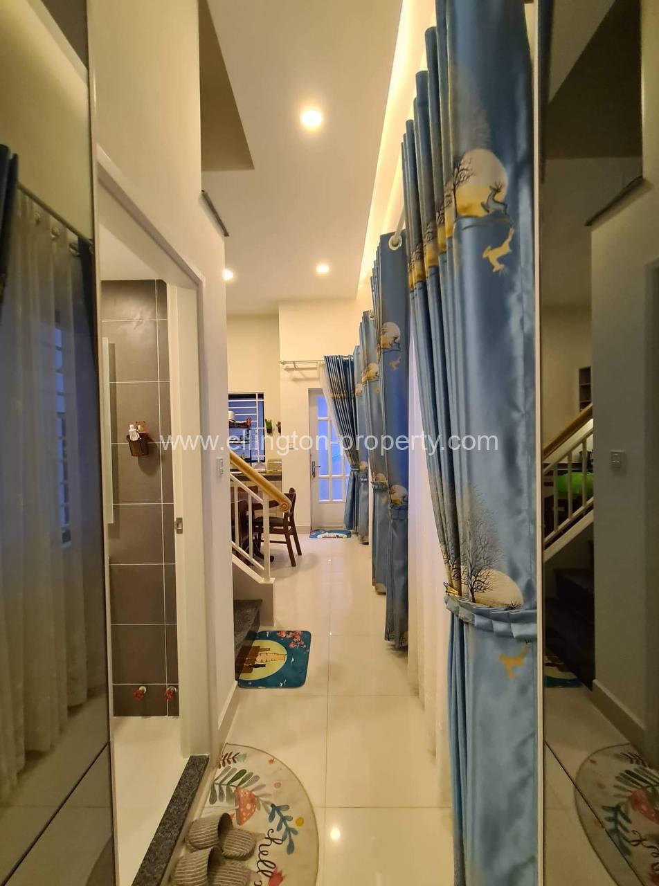 Flat House For Rent In Borey Peng Houth - Ellington Property