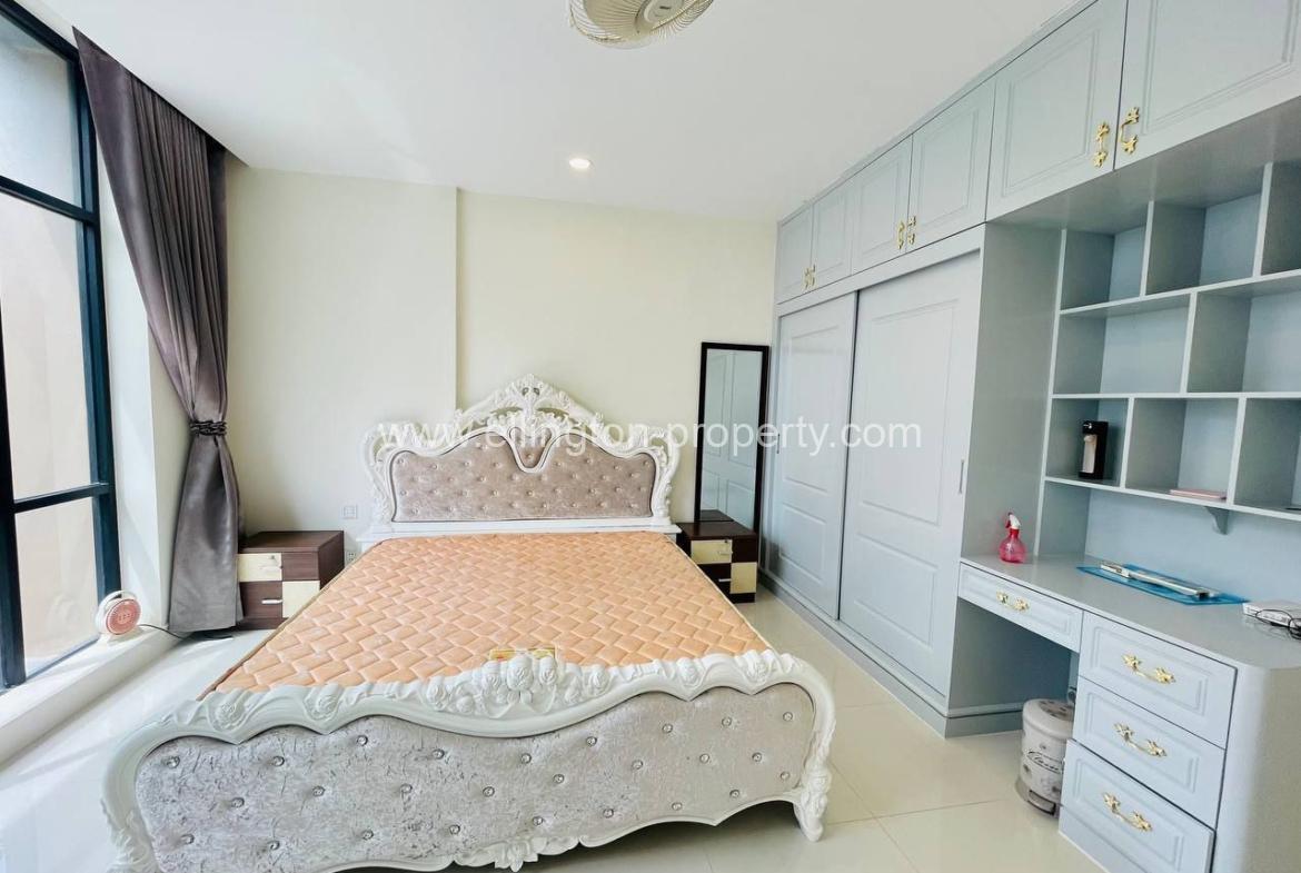 Flat House For Rent In Borey Peng Houth - Ellington Property