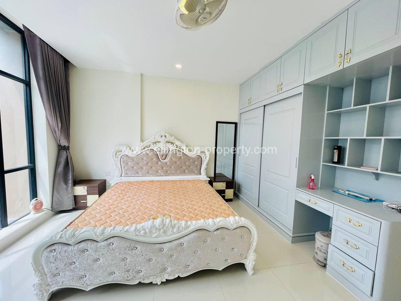 Flat House For Rent In Borey Peng Houth - Ellington Property