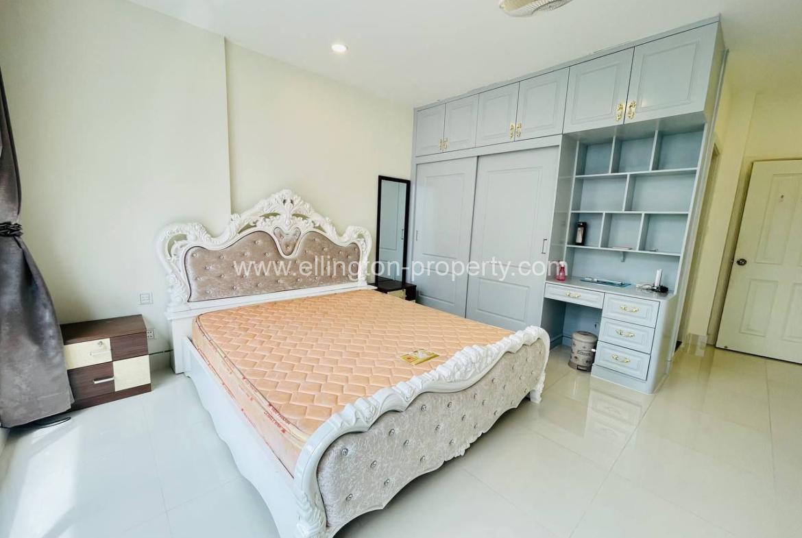 Flat House For Rent In Borey Peng Houth - Ellington Property