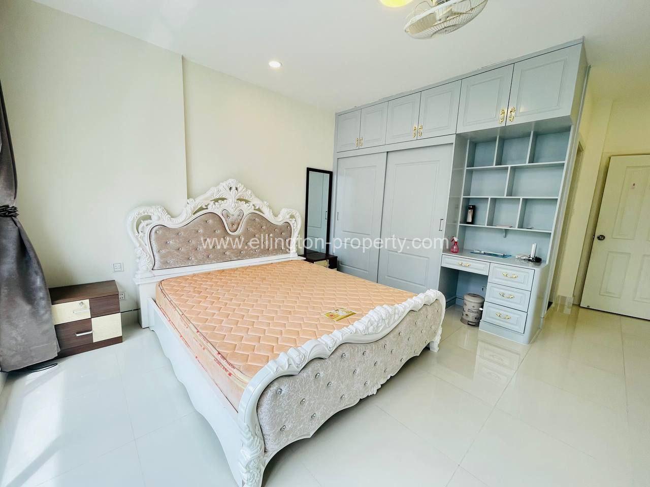 Flat House For Rent In Borey Peng Houth - Ellington Property