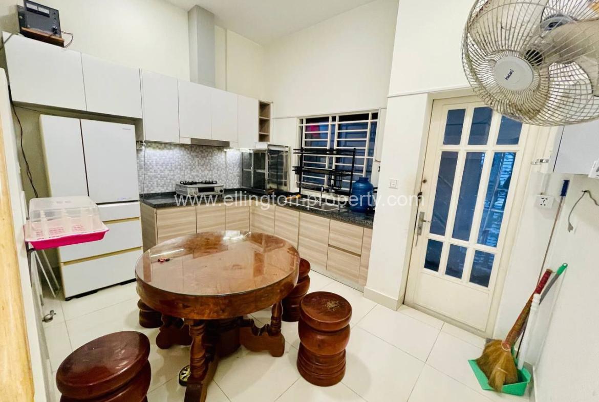 Flat House For Rent In Borey Peng Houth - Ellington Property