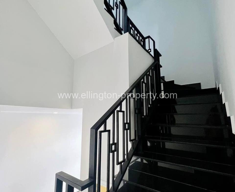 Villa For Rent In Sen Sok Area - Ellington Property