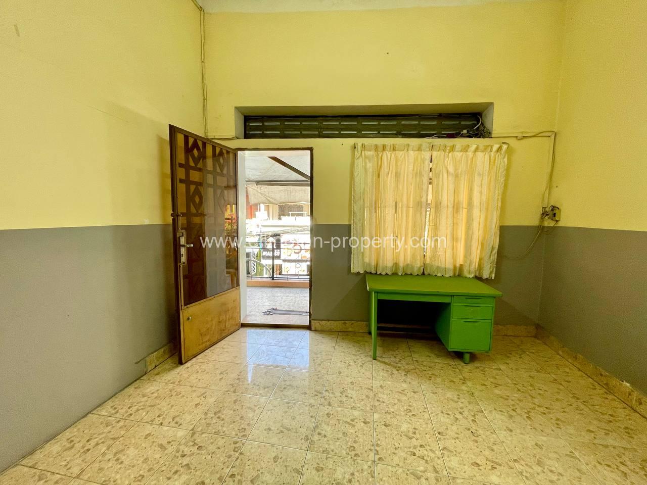 1 Bedroom Apartment For Rent Daun Penh Area - Ellington Property