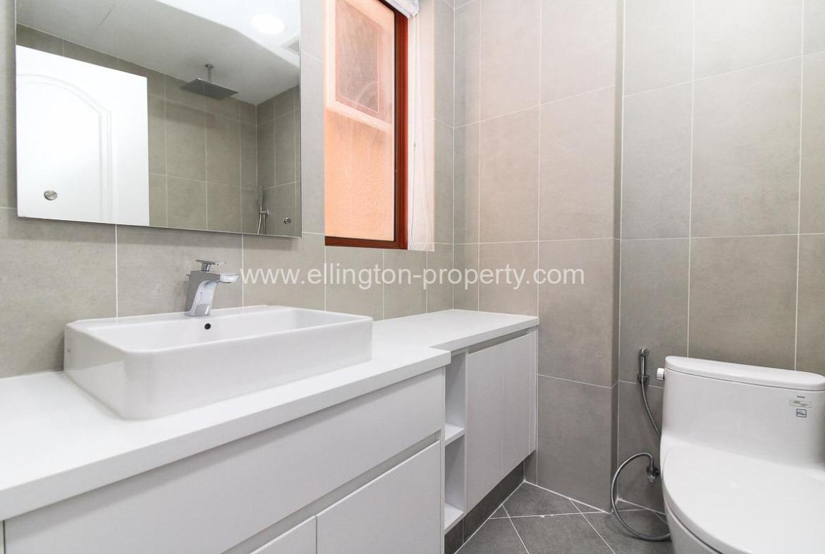 2 Bedrooms Service Apartment For Rent In Bkk1 Area - Ellington Property