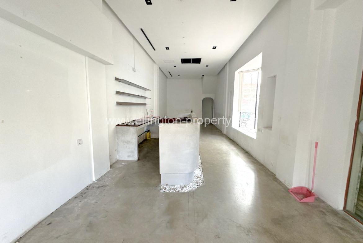 Shophouse For Rent In Daun Penh - Ellington Property