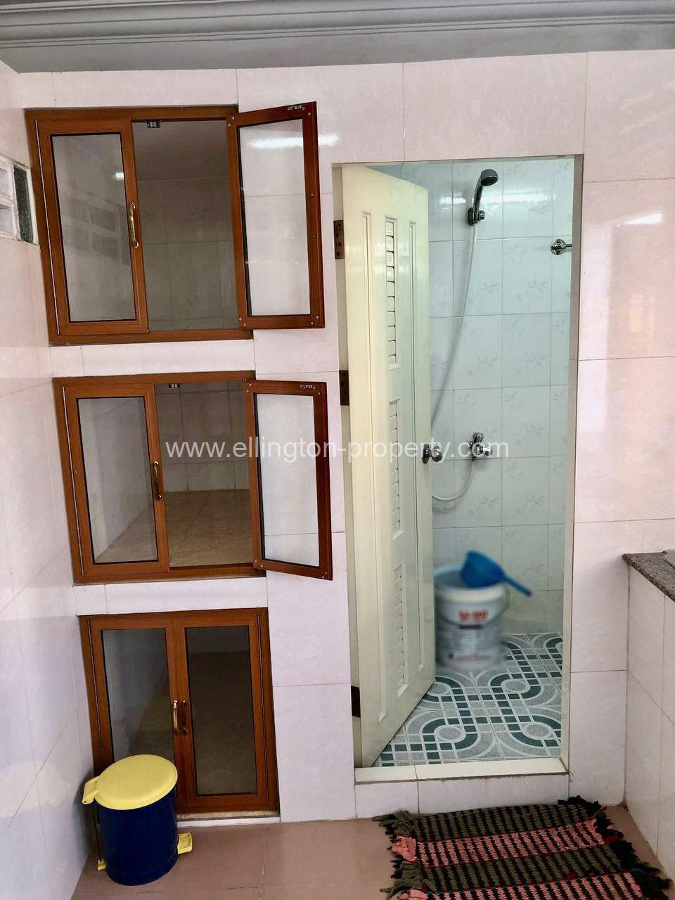 1 Bedroom Apartment For Rent In Daun Penh - Ellington Property