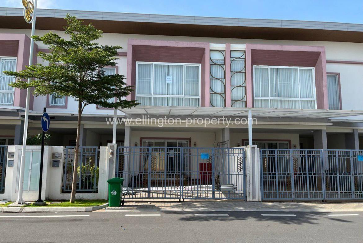 Villa For Rent In Borey Orkide Chroy Chongva Area - Ellington Property