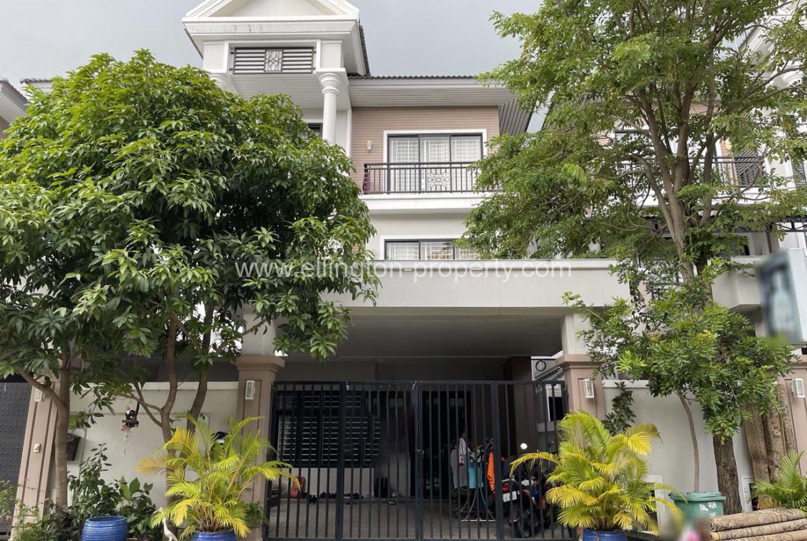 Villa For Rent In Borey Peng Hout The Star Diamond (street 60m) - Ellington Property