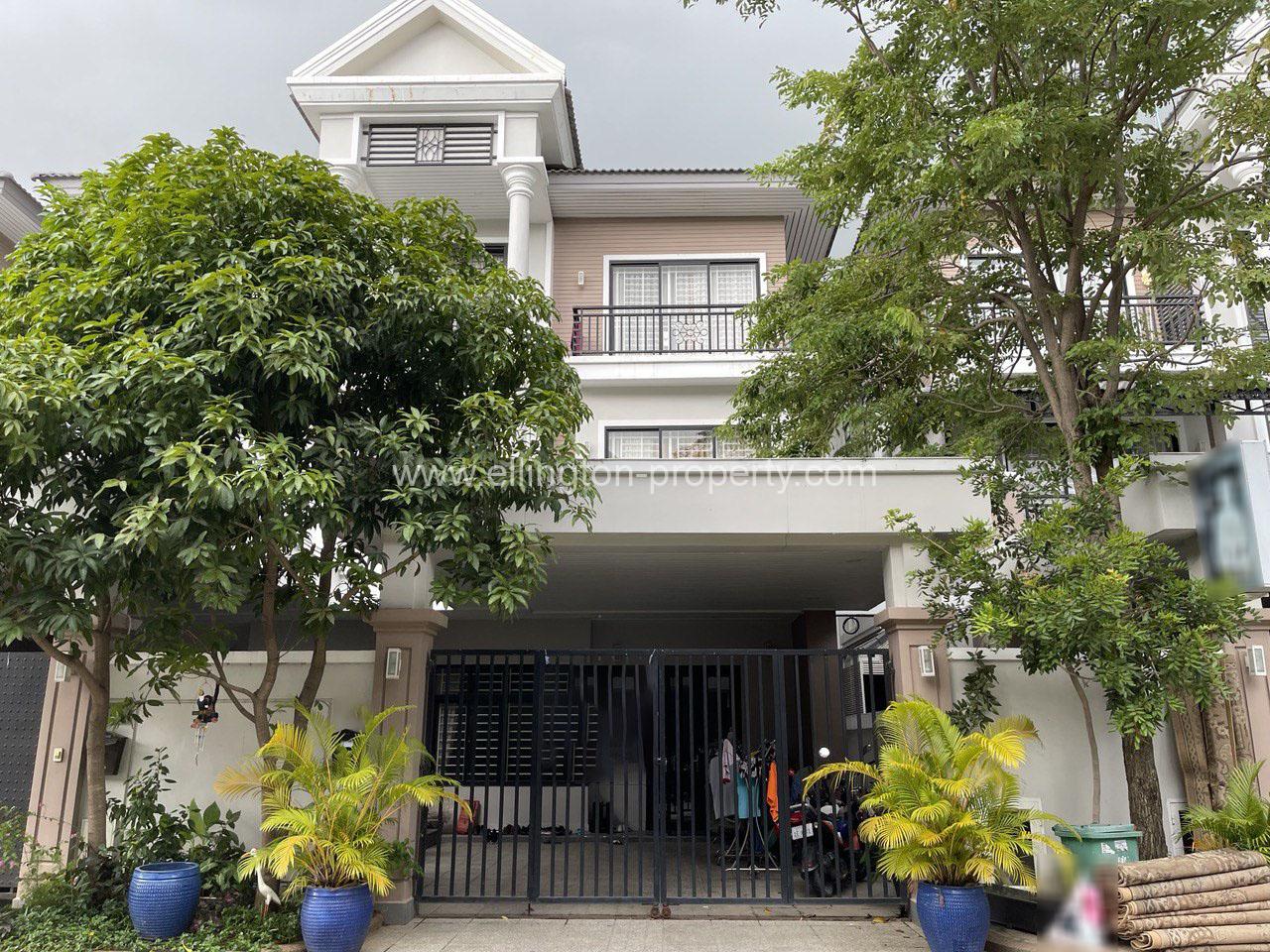 Villa For Rent In Borey Peng Hout The Star Diamond (street 60m) - Ellington Property