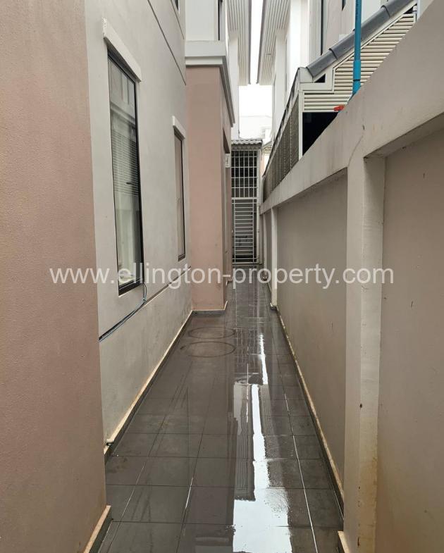 Villa For Rent In Borey Peng Hout The Star Diamond (street 60m) - Ellington Property