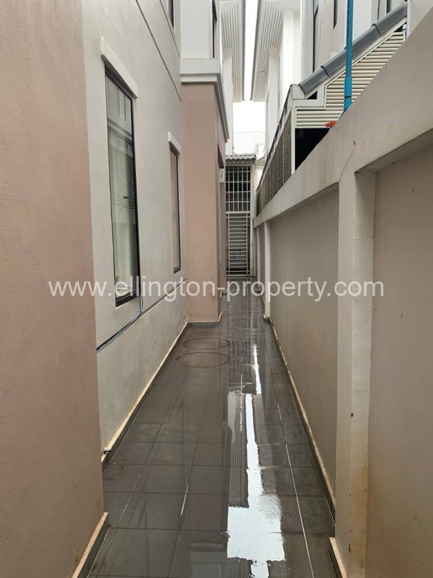 Villa For Rent In Borey Peng Hout The Star Diamond (street 60m) - Ellington Property