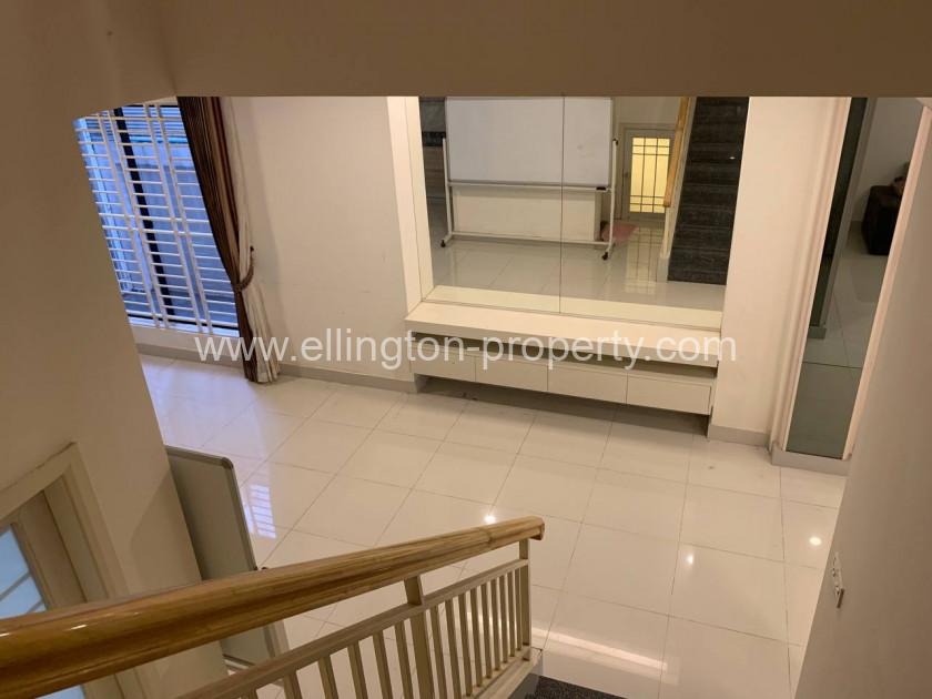 Villa For Rent In Borey Peng Hout The Star Diamond (street 60m) - Ellington Property