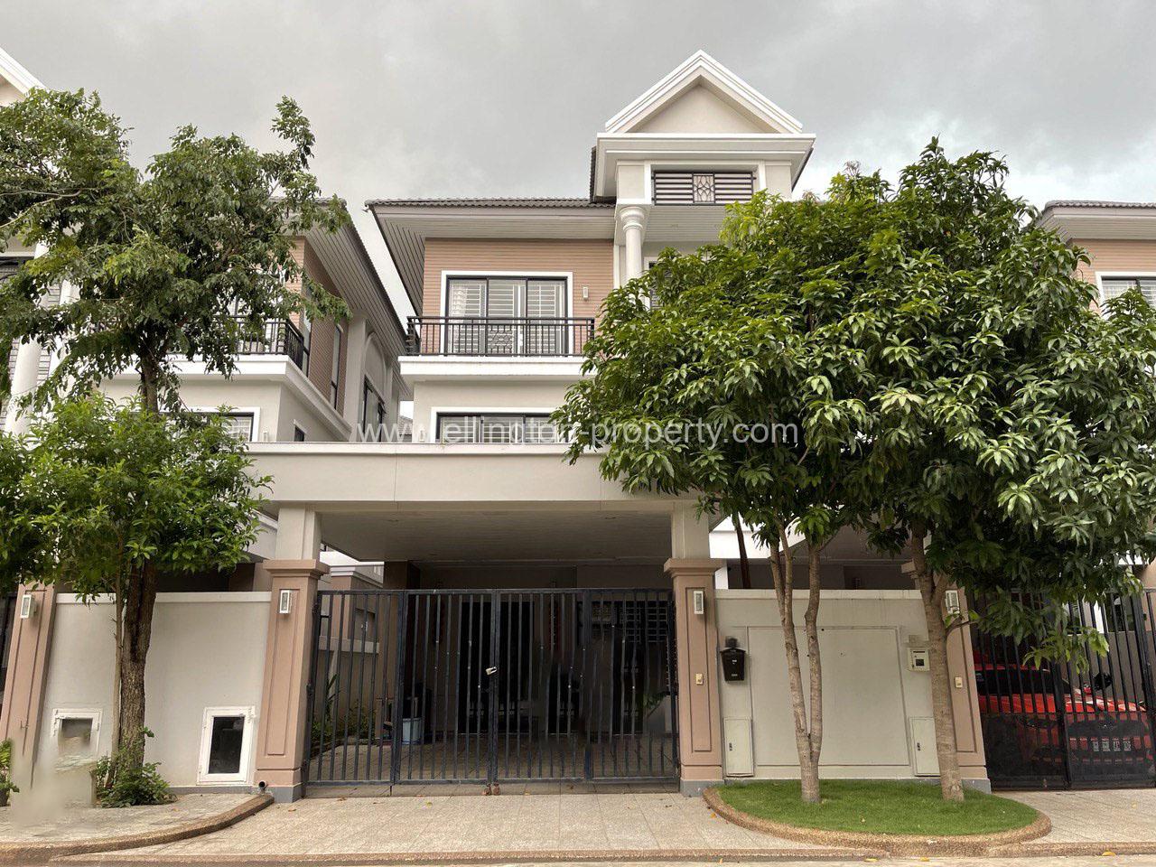 VILLA FOR RENT IN BOREY PENG HUOTH THE STAR DIAMOND – Ellington Property