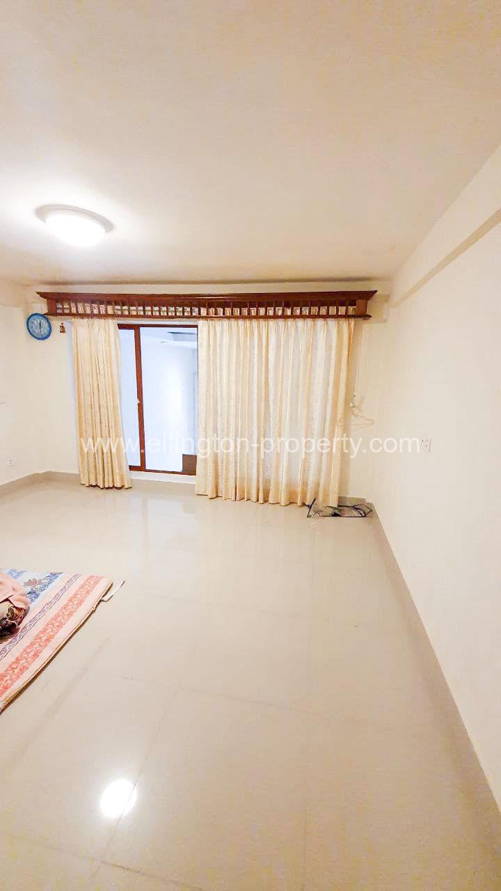 Flat House For Rent In Borey Peng Houth - Ellington Property