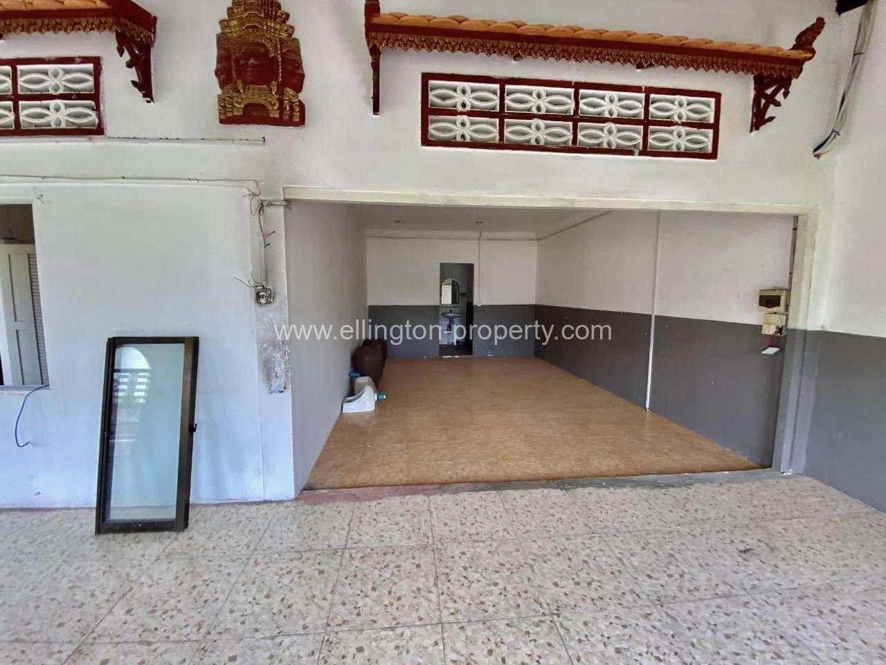 Shophouse For Rent In Bkk - Ellington Property