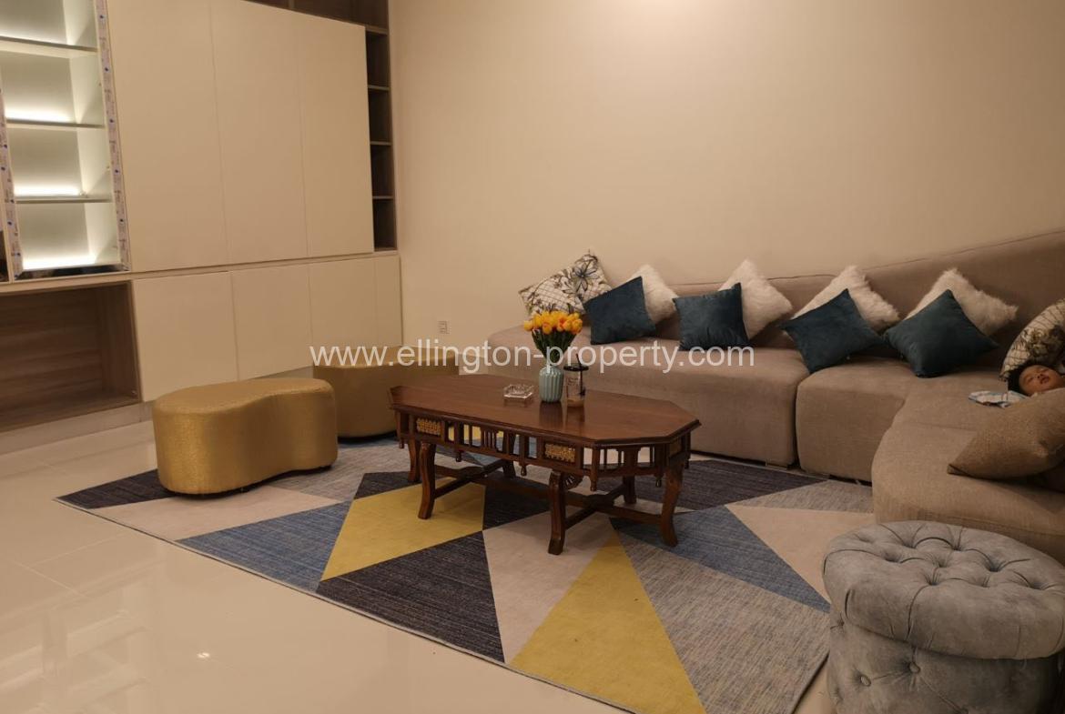 Villa For Rent In Borey Peng Huoth The Star Diamond - Ellington Property