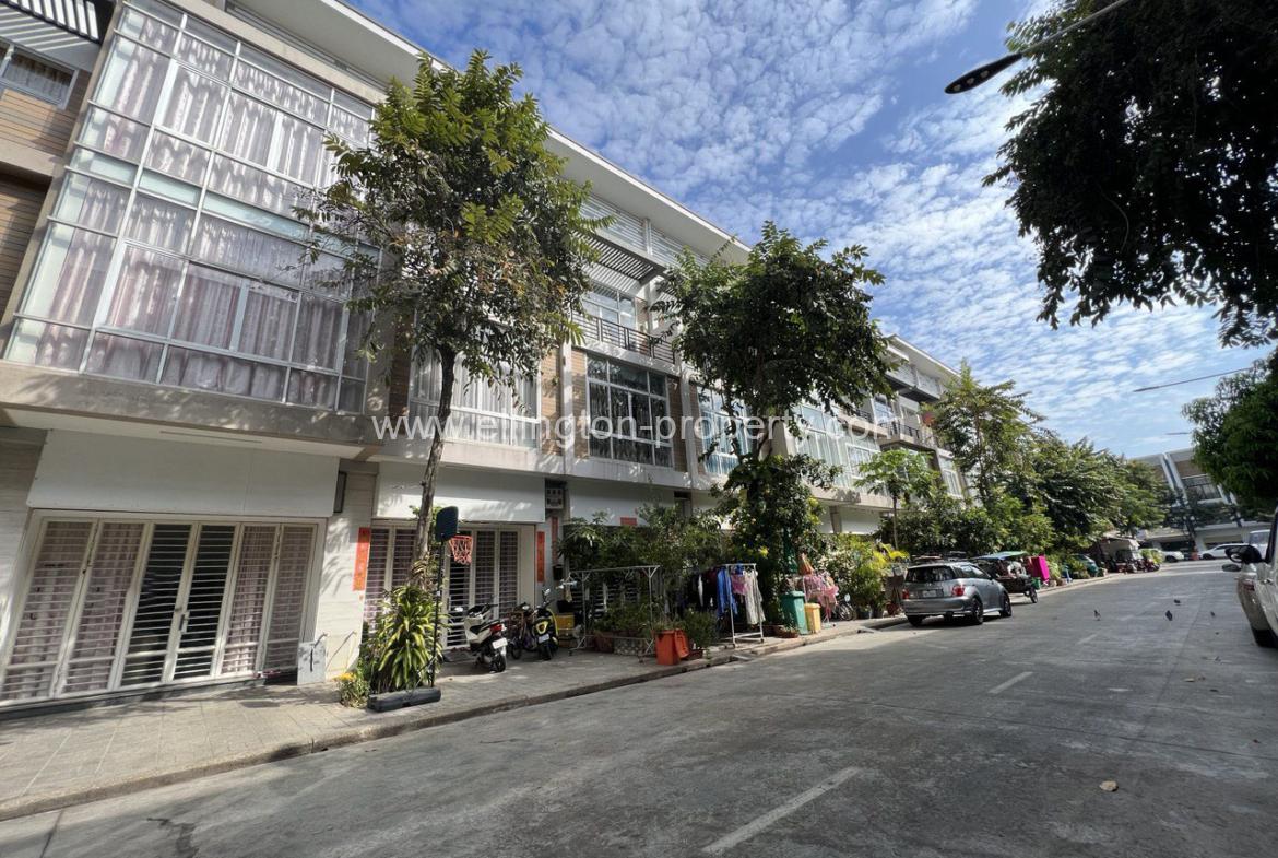 Flat House For Rent In Borey Peng Huoth Boeung Snor - Ellington Property