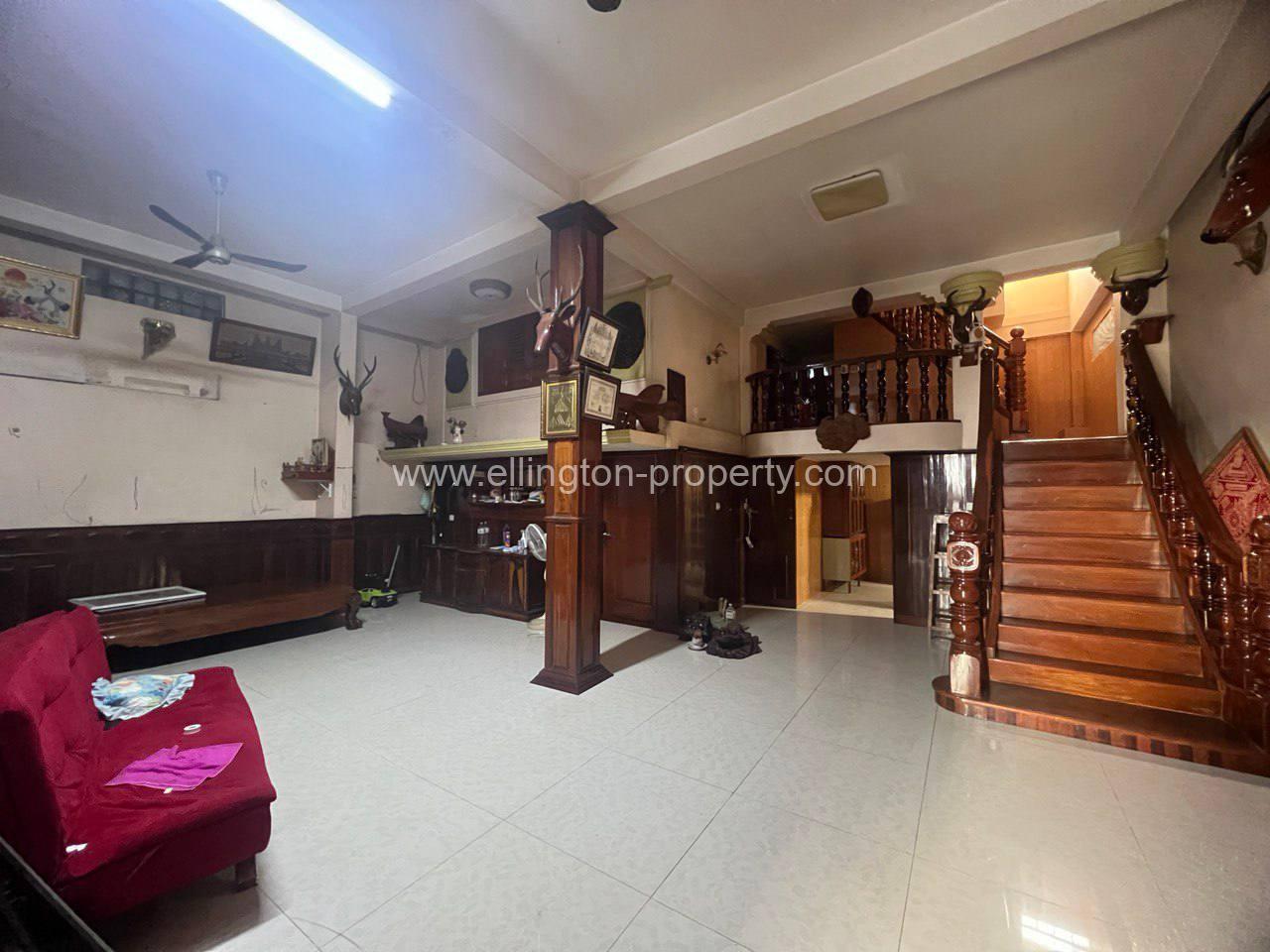 Shophouse For Rent In Bkk - Ellington Property