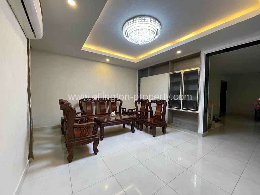 Villa For Rent In Borey Peng Hout The Star Diamond (street 60m) - Ellington Property