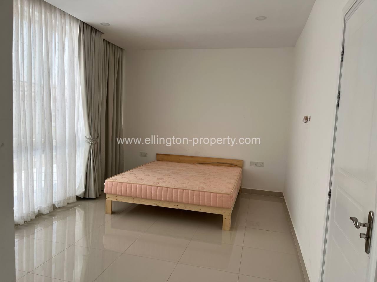 Villa For Rent In Borey Orkide Chroy Chongva Area - Ellington Property