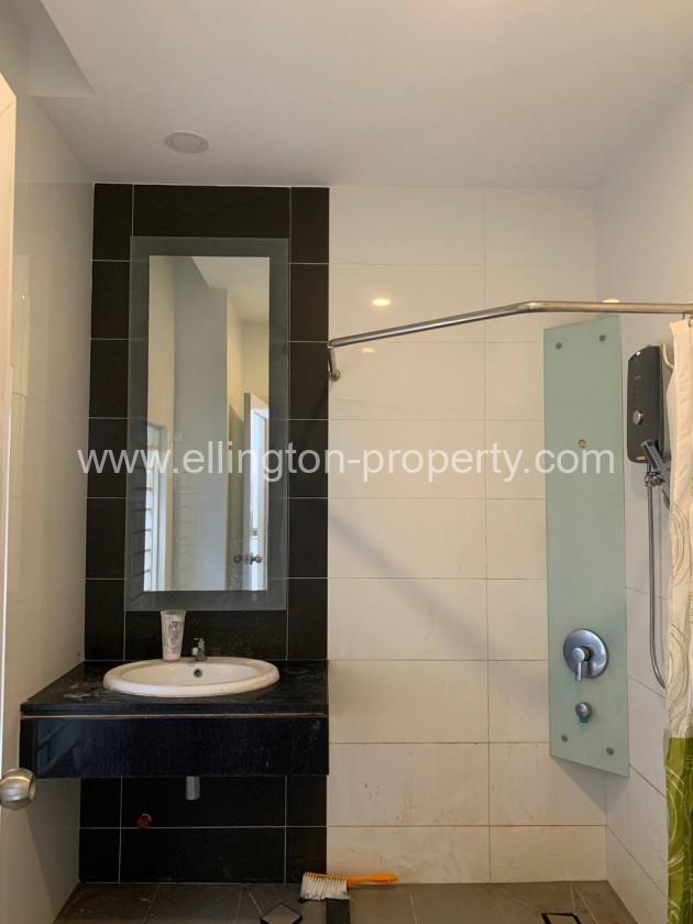 Villa For Rent In Borey Peng Hout The Star Diamond (street 60m) - Ellington Property