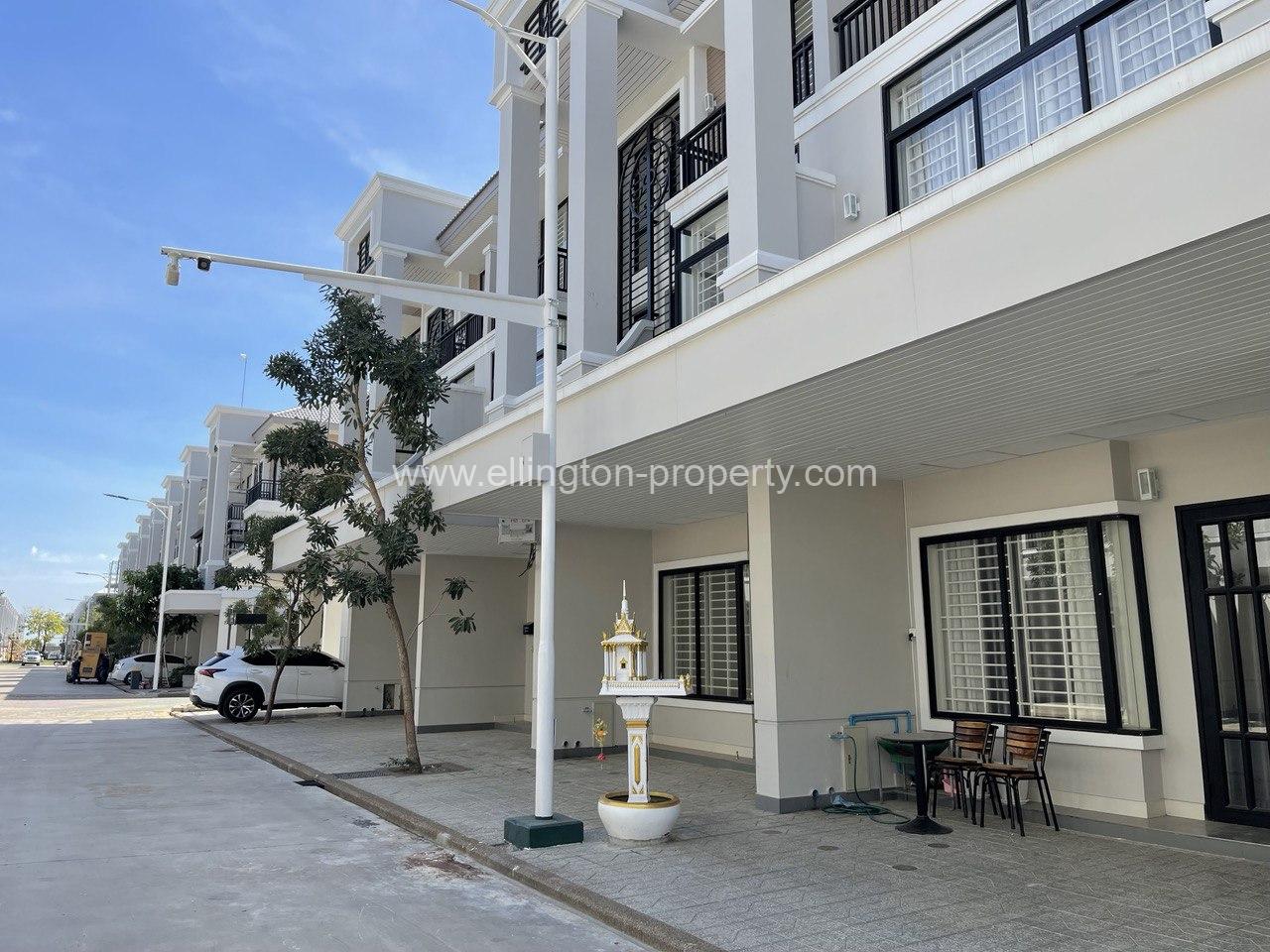 Villa For Rent In Borey Peng Huoth The Star Mera Garden - Ellington Property