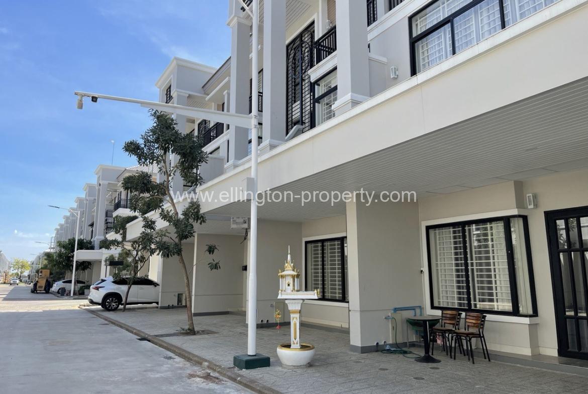 Villa For Rent In Borey Peng Huoth The Star Mera Garden - Ellington Property