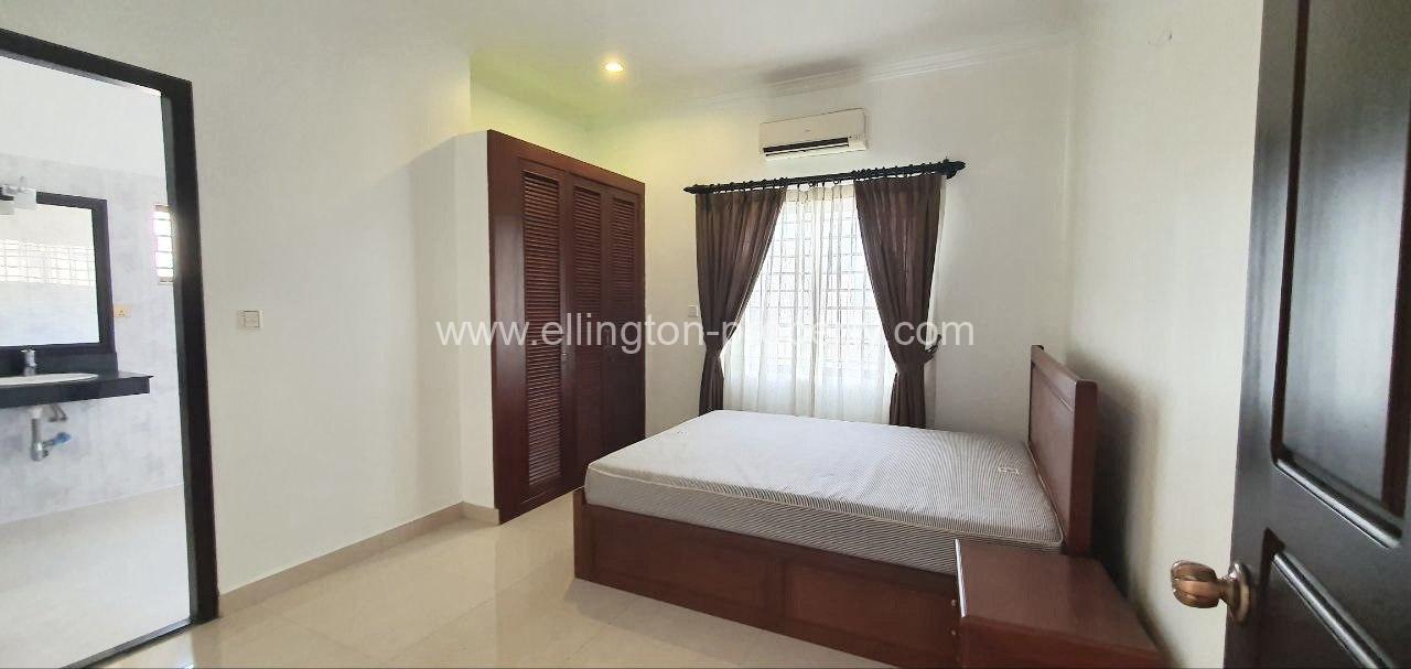 3 Bedrooms Penthouse Apartment For Rent In Tonle Basac - Ellington Property