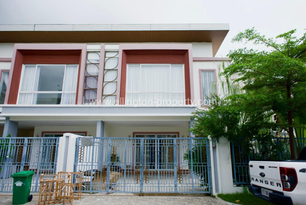 Villa For Rent In Borey Orkide Chroy Congva - Ellington Property