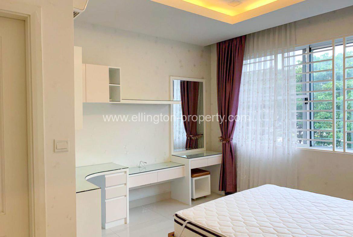 Queen Villa For Rent Borey Peng Houth - Ellington Property