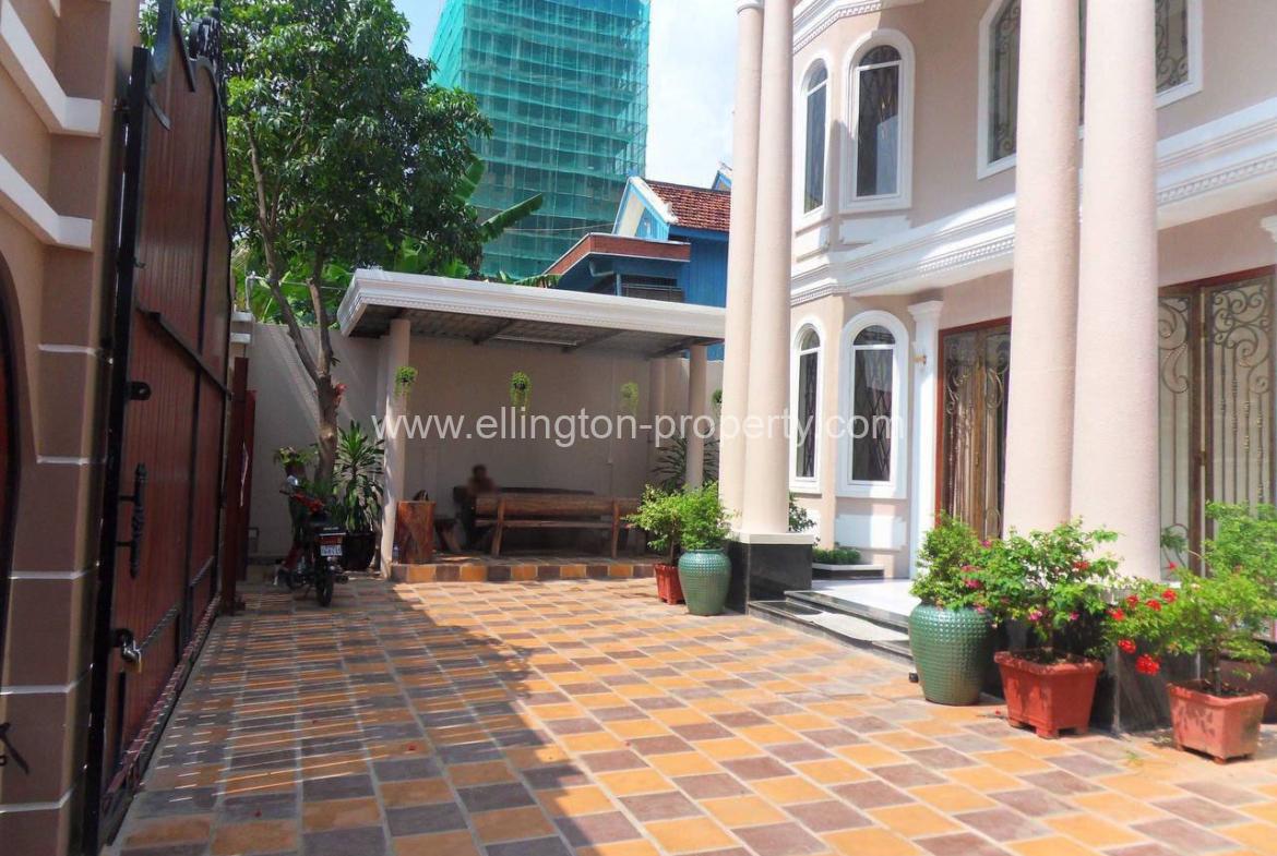 Villa For Rent In Toul Tompong Area - Ellington Property