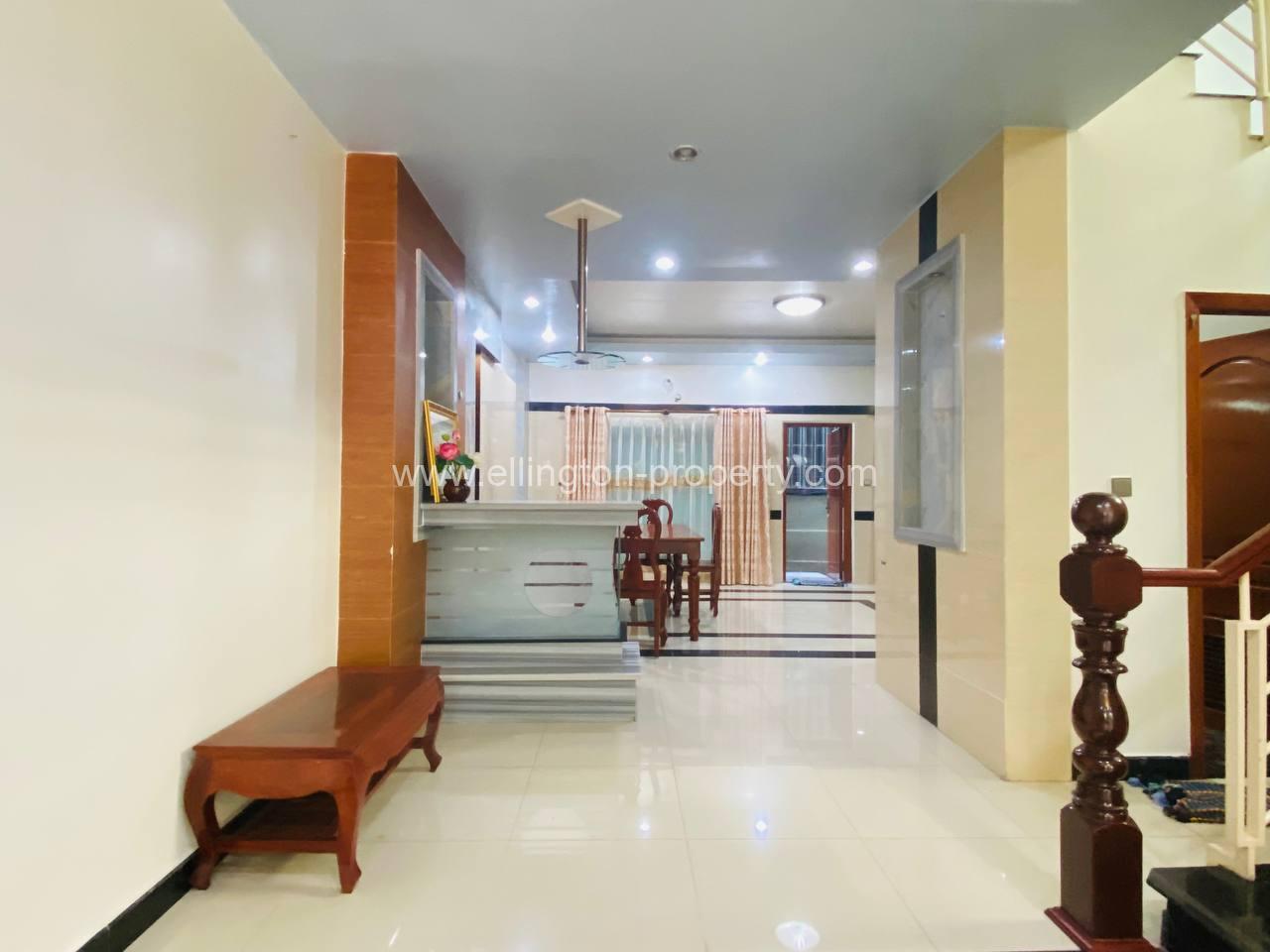 Villa For Rent In Sangkat Boeung Tampon - Ellington Property