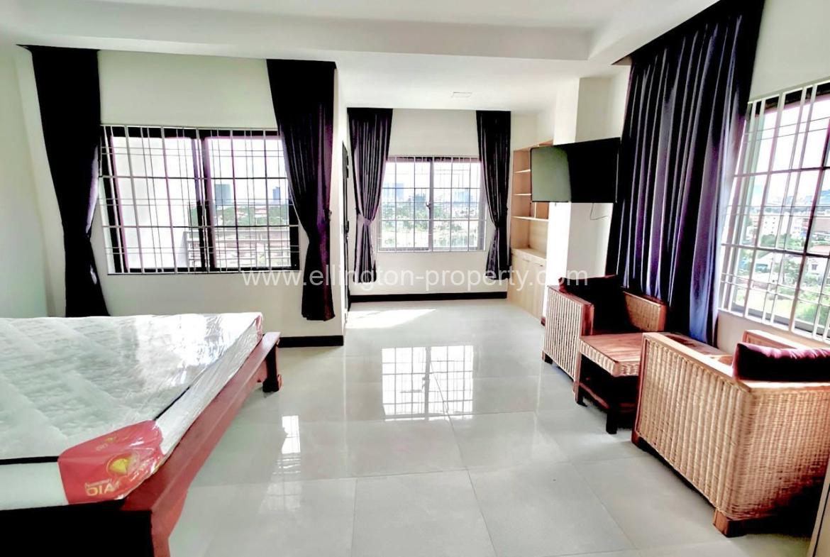 Studi Room Apartmen - Ellington Property