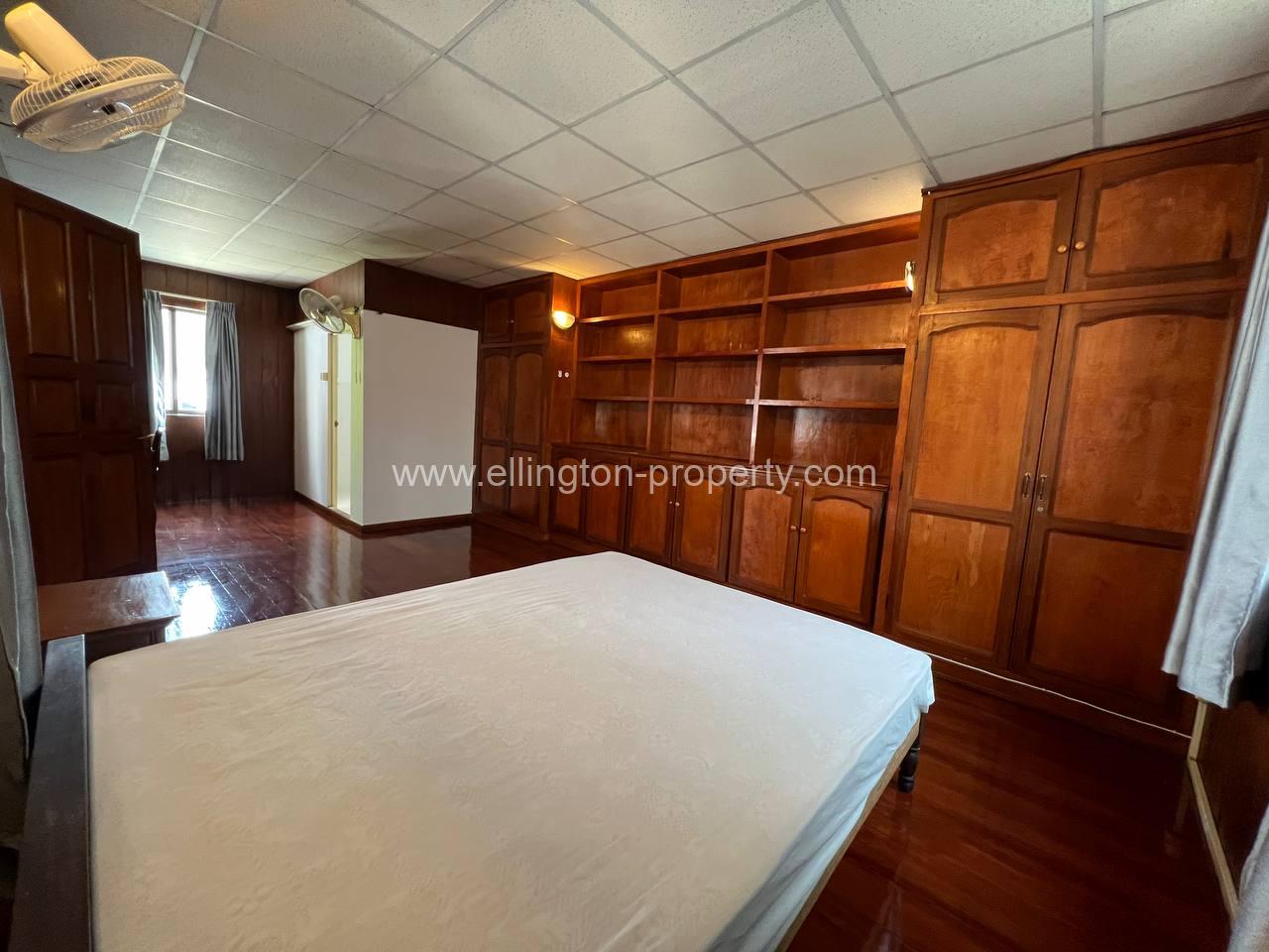 2 Bedrooms Apartment For Rent In Daun Penh Area - Ellington Property