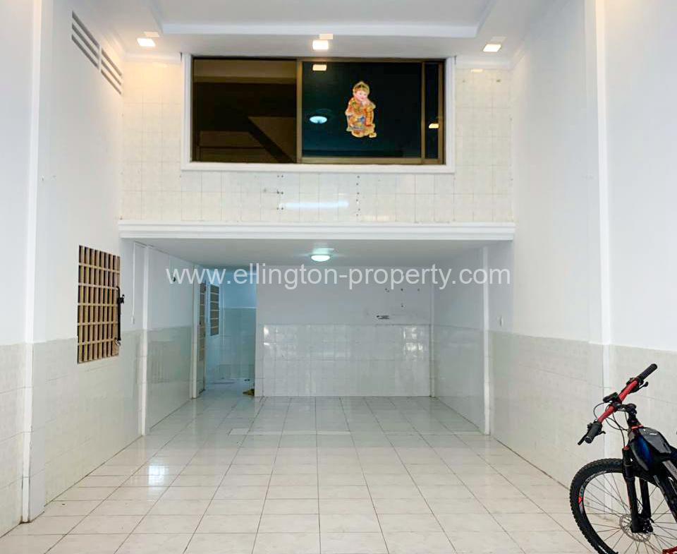 Shophouse For Rent In Bkk2 - Ellington Property