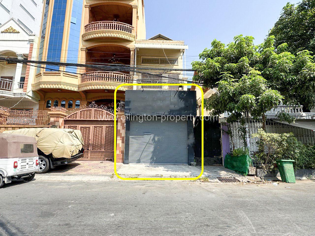 Shophouse For Rent In Bkk2 - Ellington Property