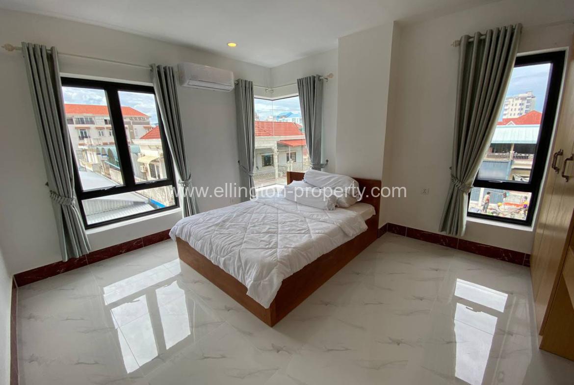 2 Bedrooms Service Apartment In Toul Tompong Area - Ellington Property